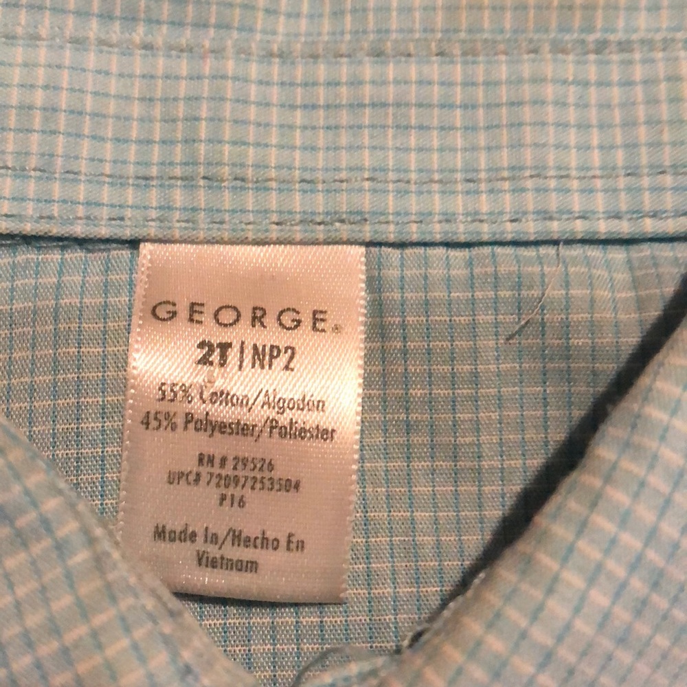 Boys long sleeve dress shirt - Picture 2 of 4